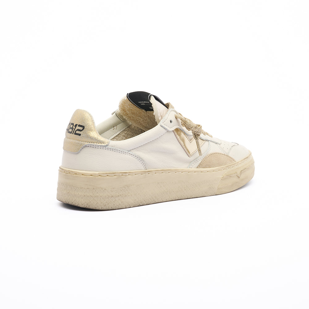 4B12 Trainer | Hyper Bianco Platinum