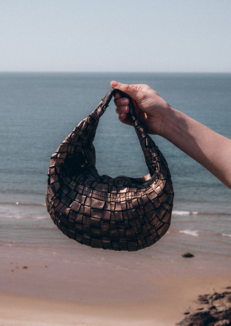 Campomaggi Woven Shoulder Bag | Grey