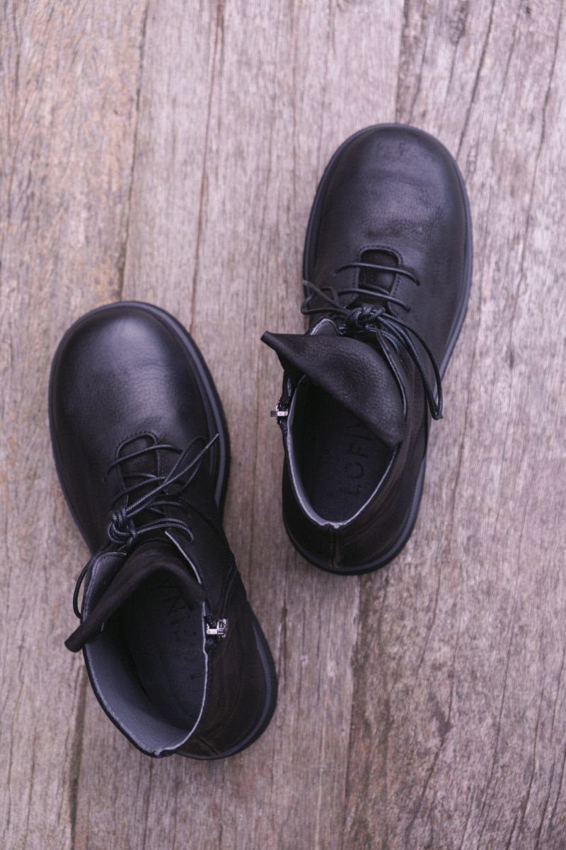 Lofina Boots