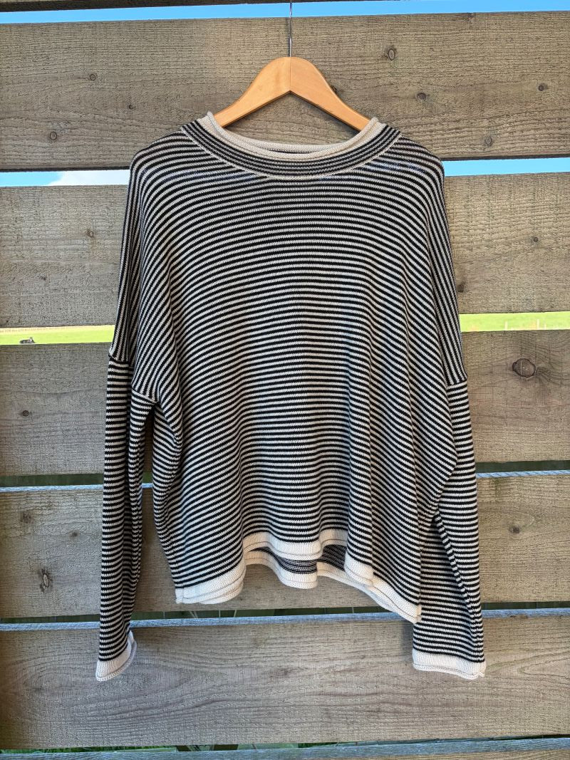 Siwmper Carin Muse Wear