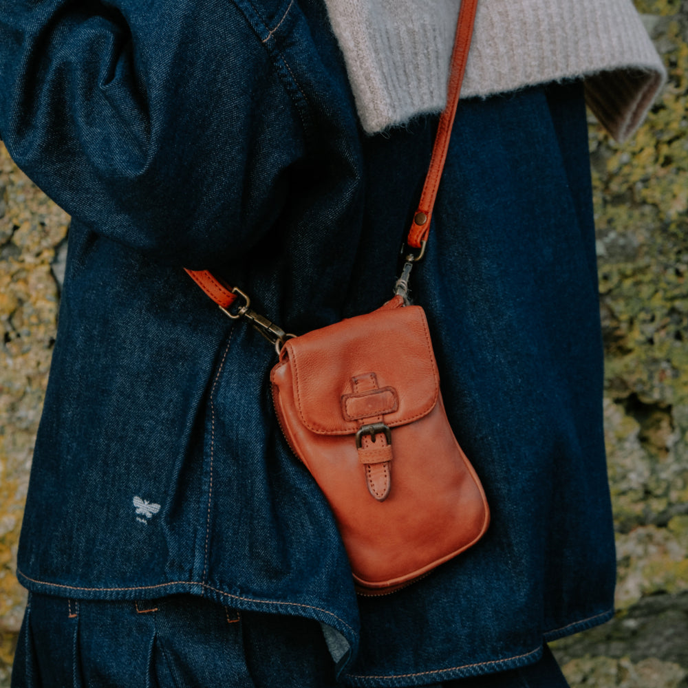 Nansi Leather Phone Bag | Tan