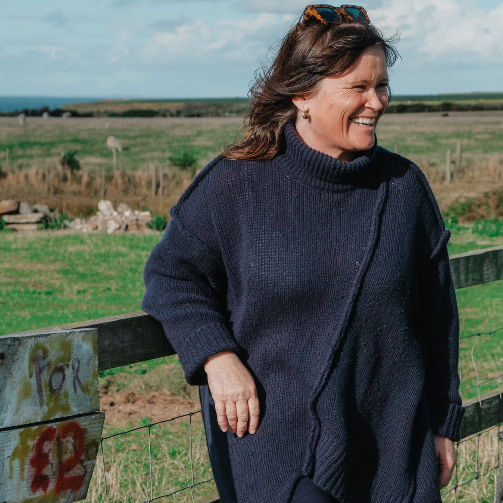 Sort Aarhus Oversized Pullover | Navy