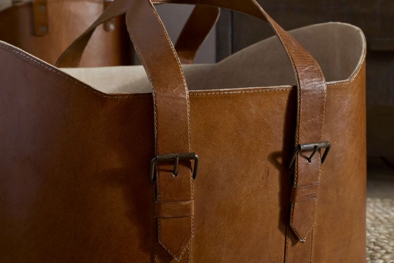 Panasi Leather Storage