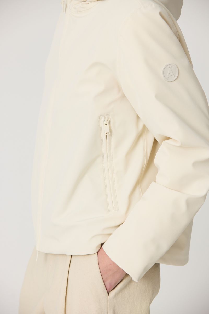 Tanta Graupel Jacket | White