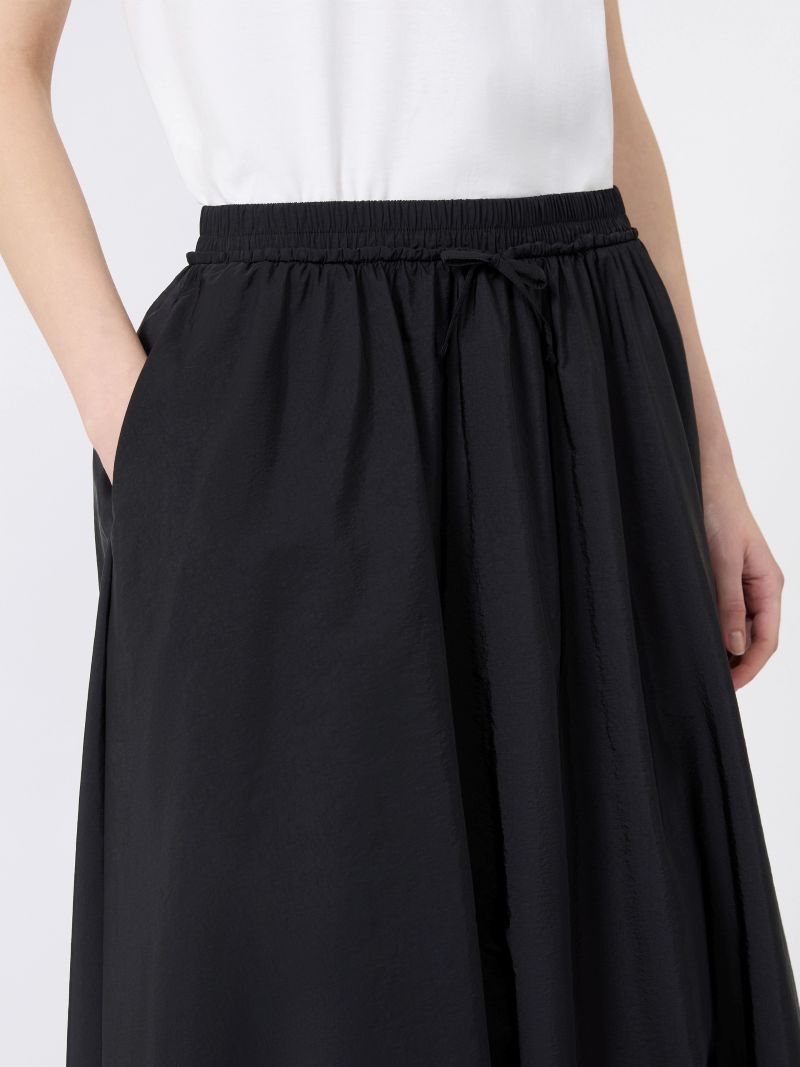 Weekend Max Mara Black Taffeta Skirt