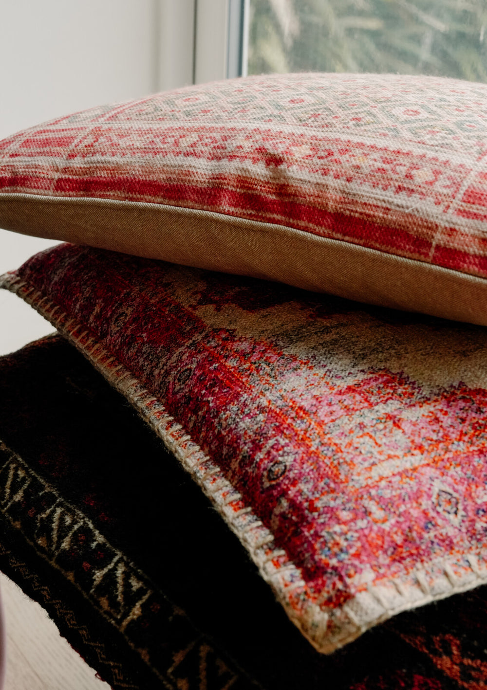 Red Pattern Cushion