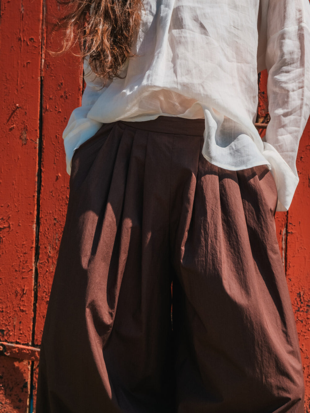 Neirami Pleated Trouser
