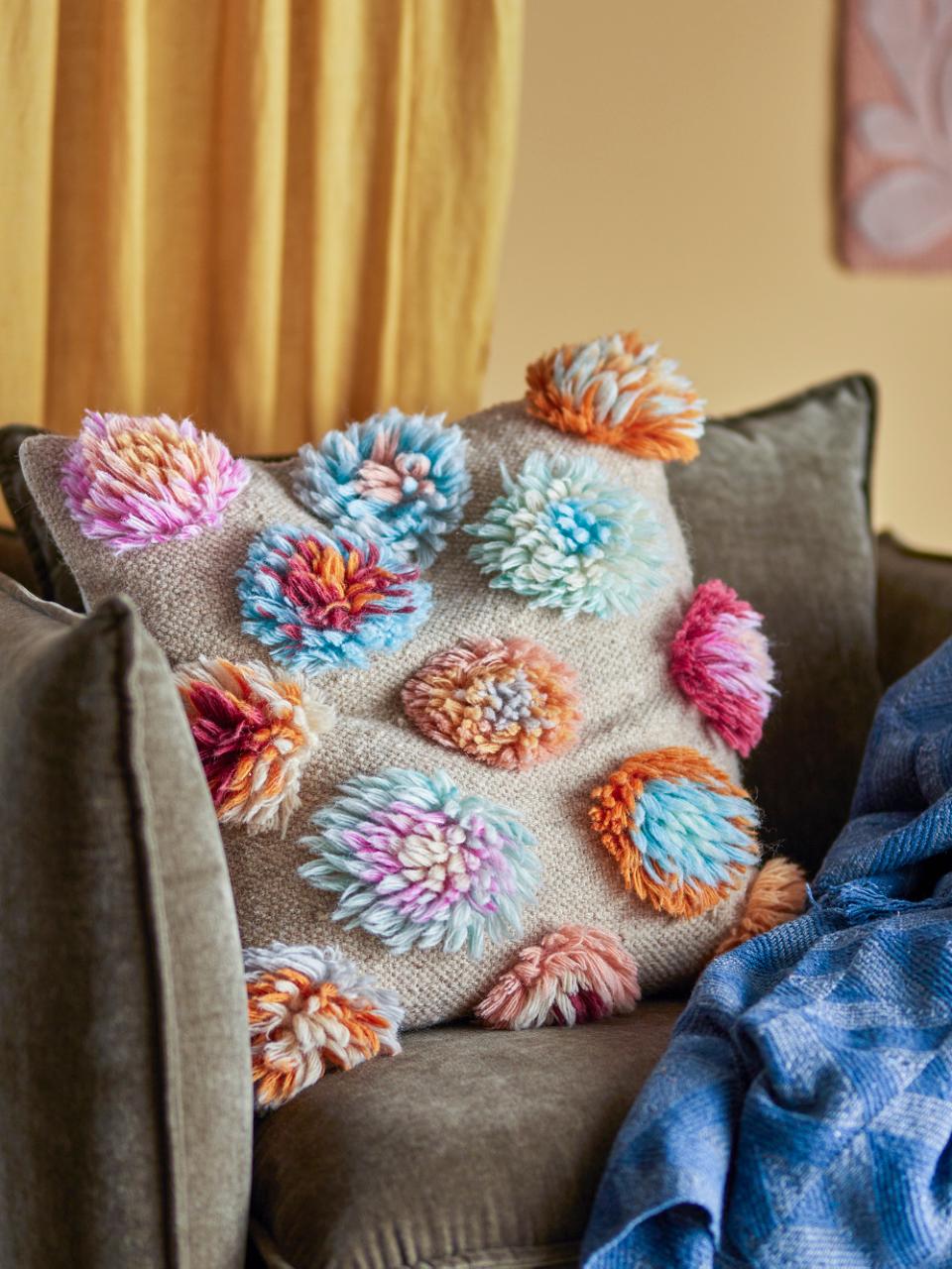 Hapus Cushion
