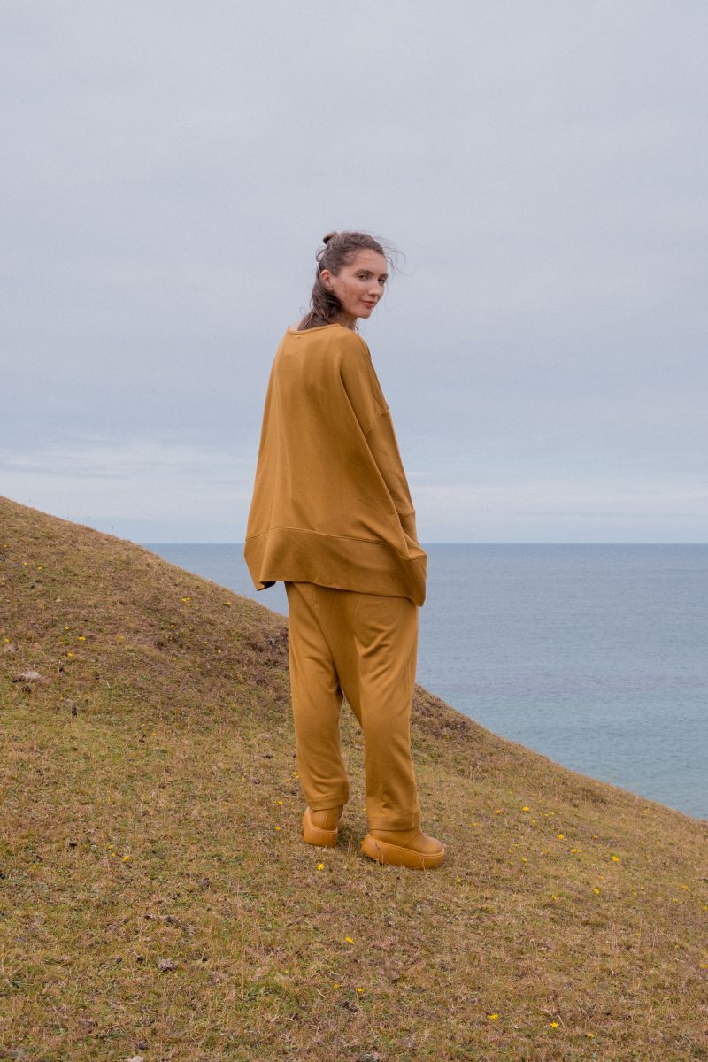 Sort Aarhus Oversized Blouse | Ambra