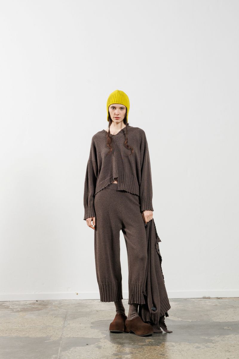 Serienumerica V-Neck Jumper