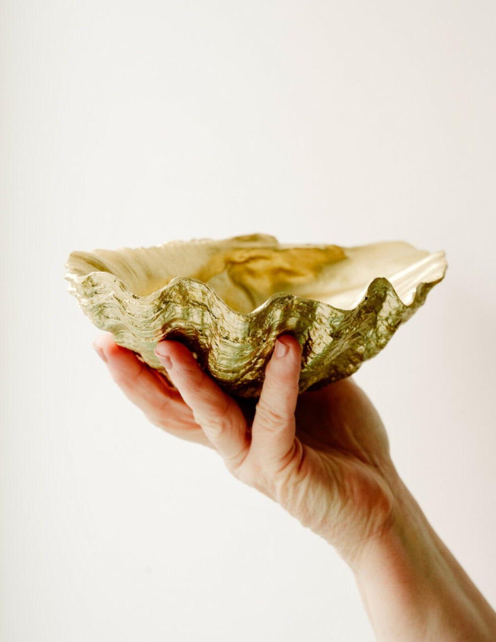 Gold Clam Decoration | Small - Image 3