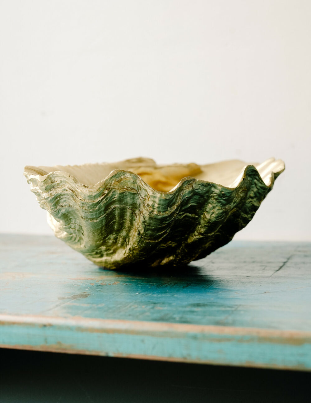 Gold Clam Decoration | Small - Image 4