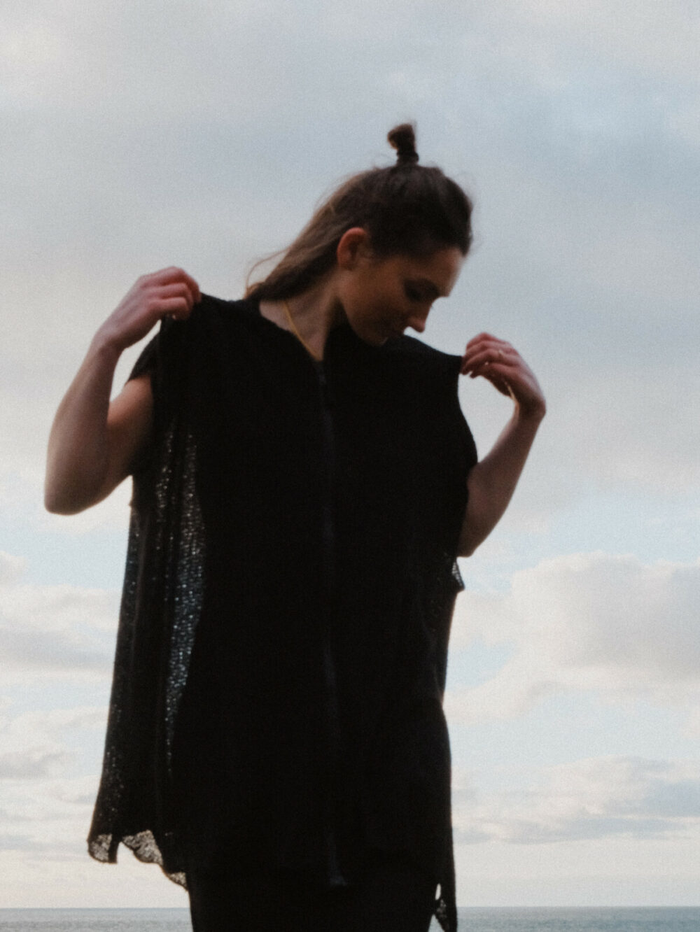 Sort Aarhus Zipped Cardigan - Image 3