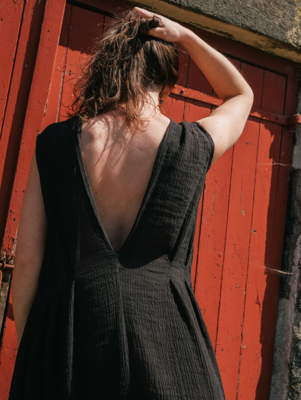 Neirami Back Neckline Dress - Image 2