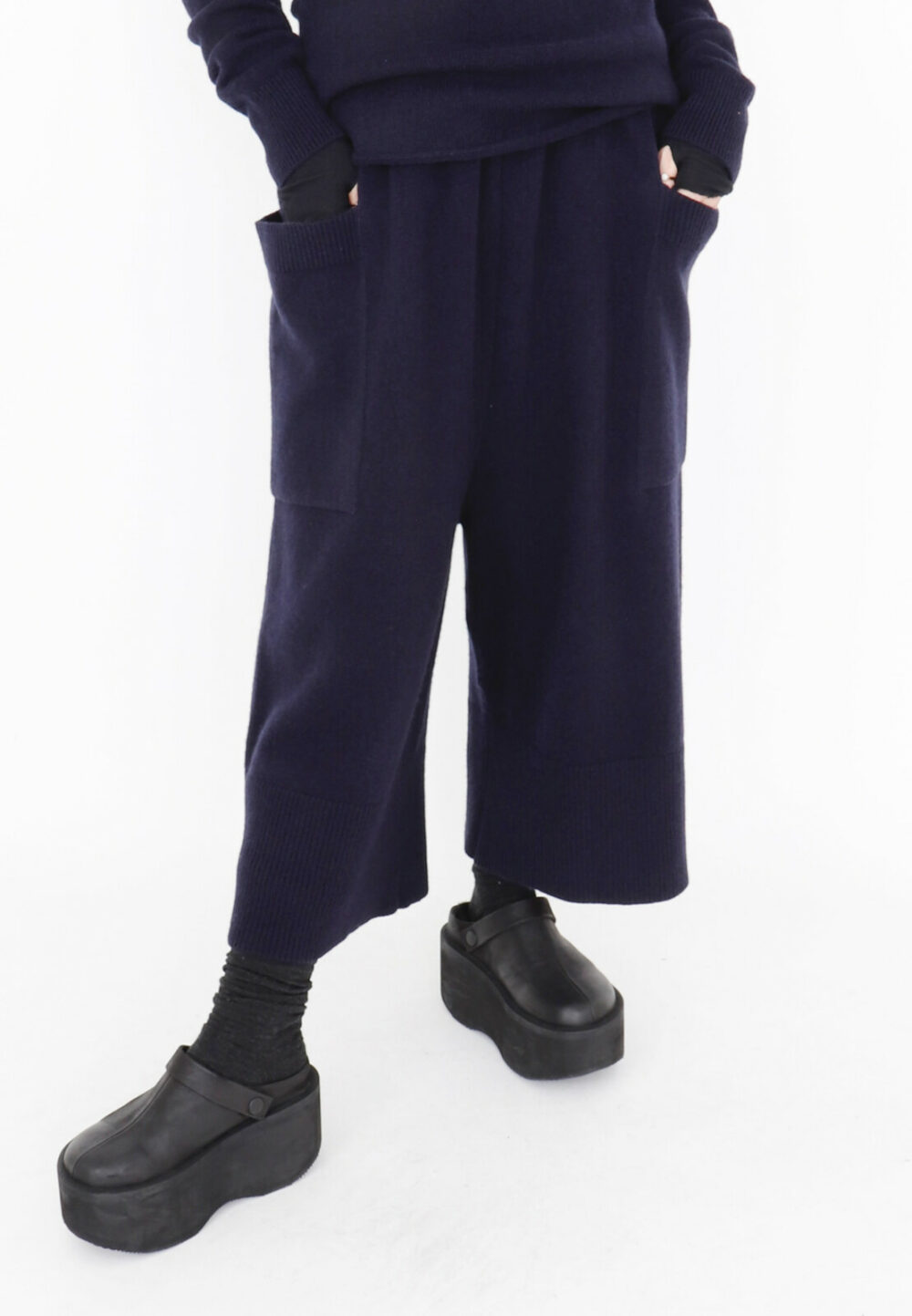 Sort Aarhus Cropped Trousers | Navy