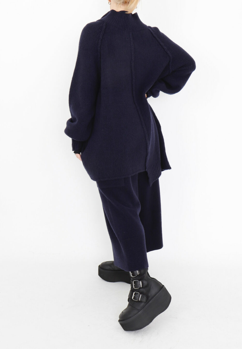 Sort Aarhus Knitted Cardigan | Navy - Image 4